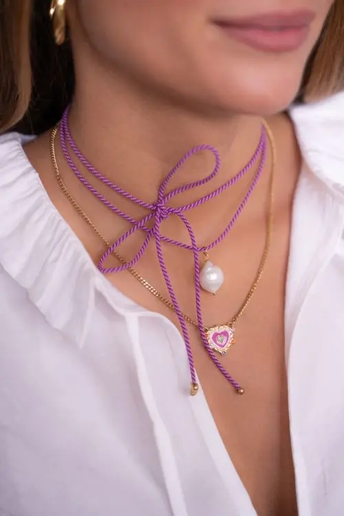 My Jewellery Ketting met paarse hartjes bedel met gekleurde steentjes