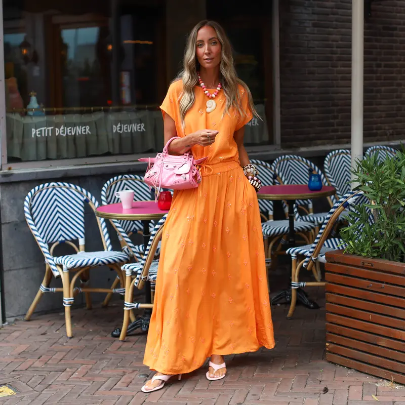 Neva set oranje