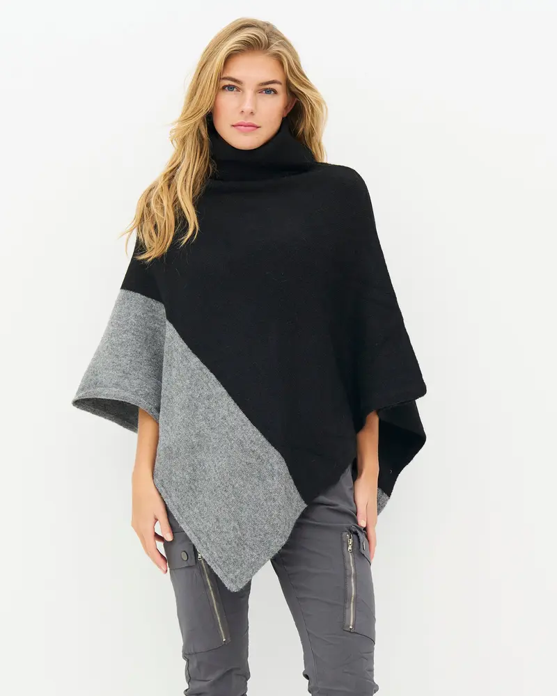NÜ Denmark poncho EVE