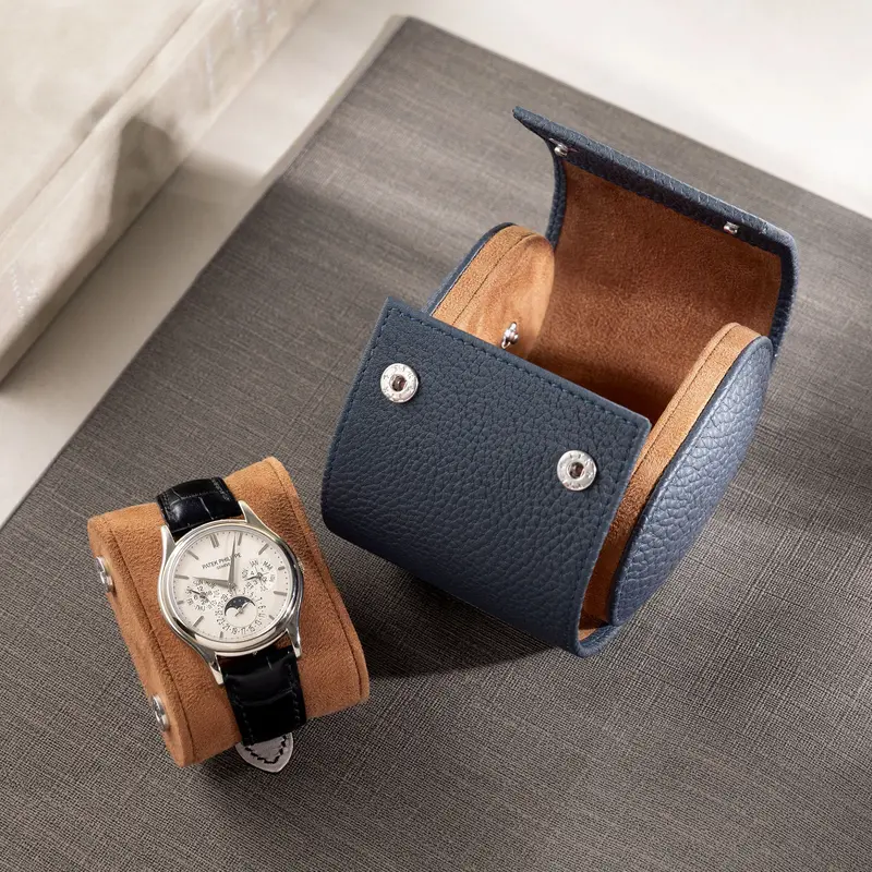 Oval Single Dark Blue Leather Watch Box