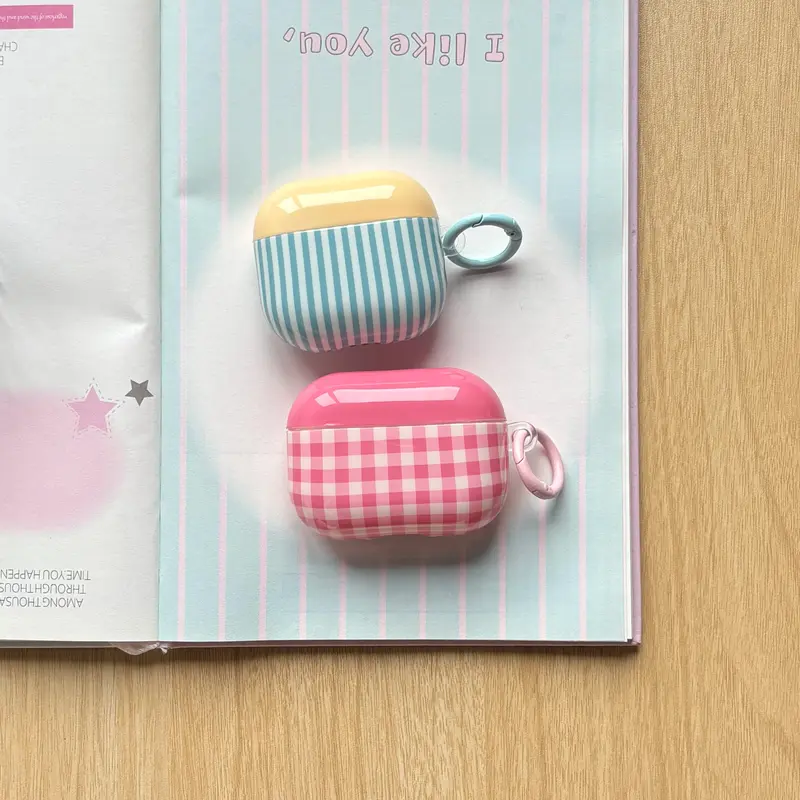 Patchwork Pattern AirPods Charger Case Cover