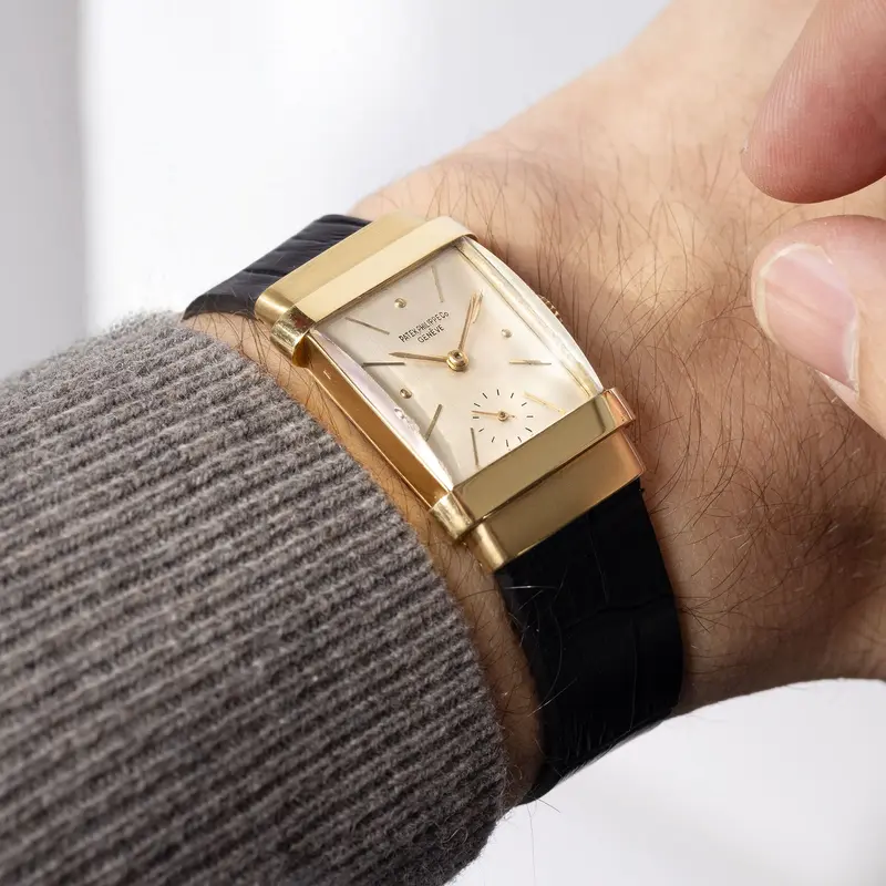Patek Philippe Top Hat Dresswatch in 18k yellow gold ref. 1450 silver dial