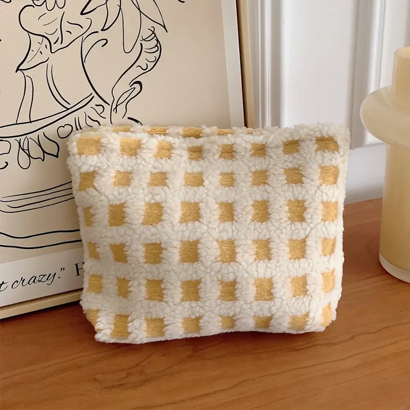Plush Gingham Waffle Print Zipper Purse (5 Colours)