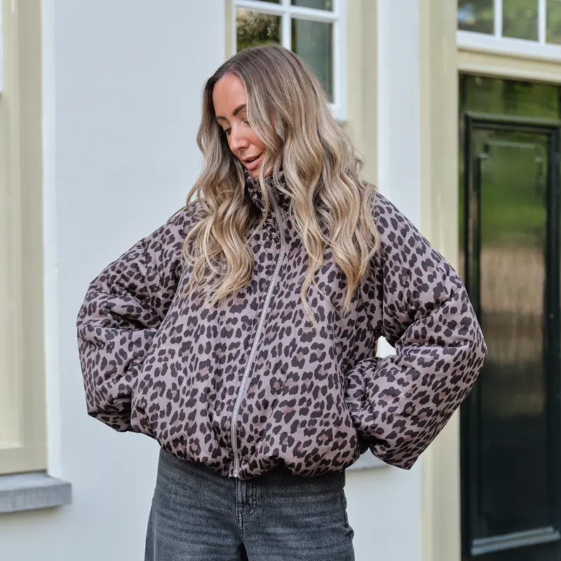 Puffer jack leopard