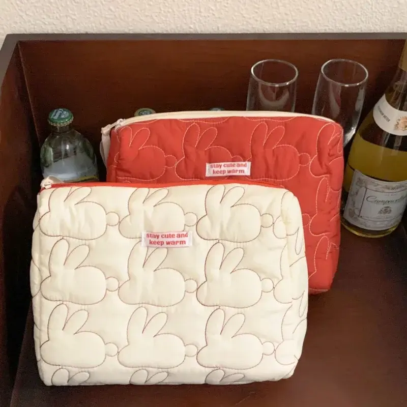 Quilted Bunny Pattern Zipper Pouch