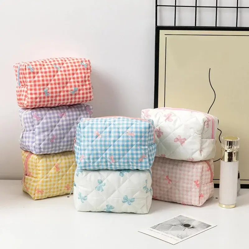 Quilted Gingham Bow Zipper Pouch