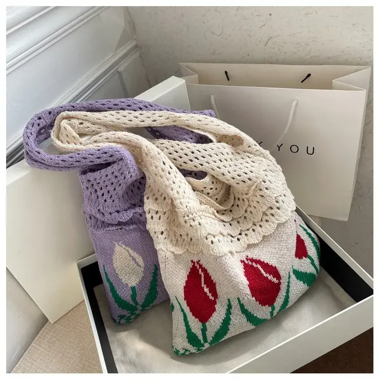 Retro Knitted Tulips Tote Bag (4 Colours)