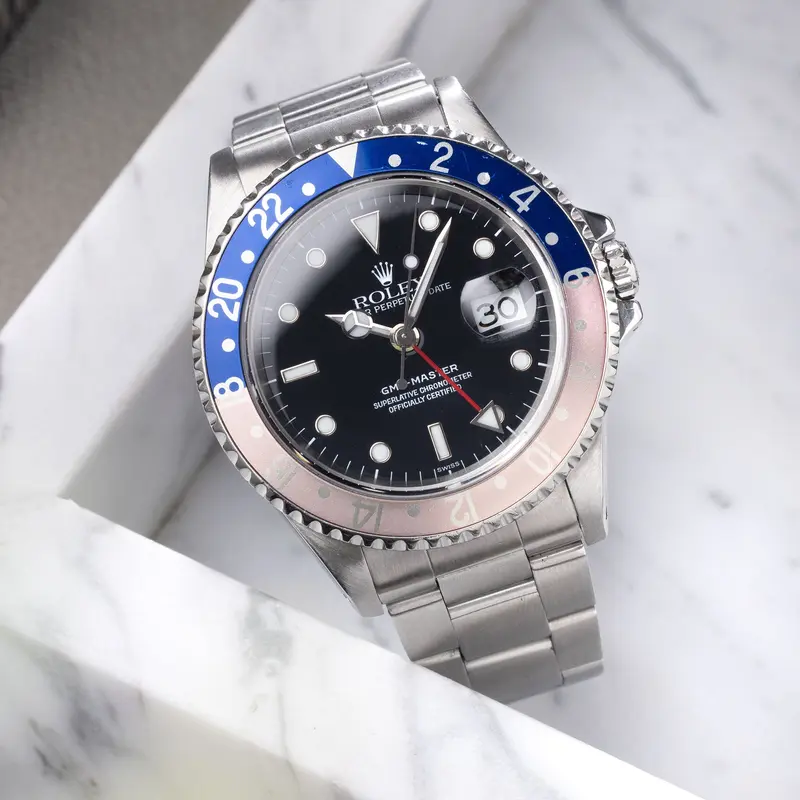 Rolex GMT-Master 16700 Faded Pepsi Lünette Swiss Only Zifferblatt