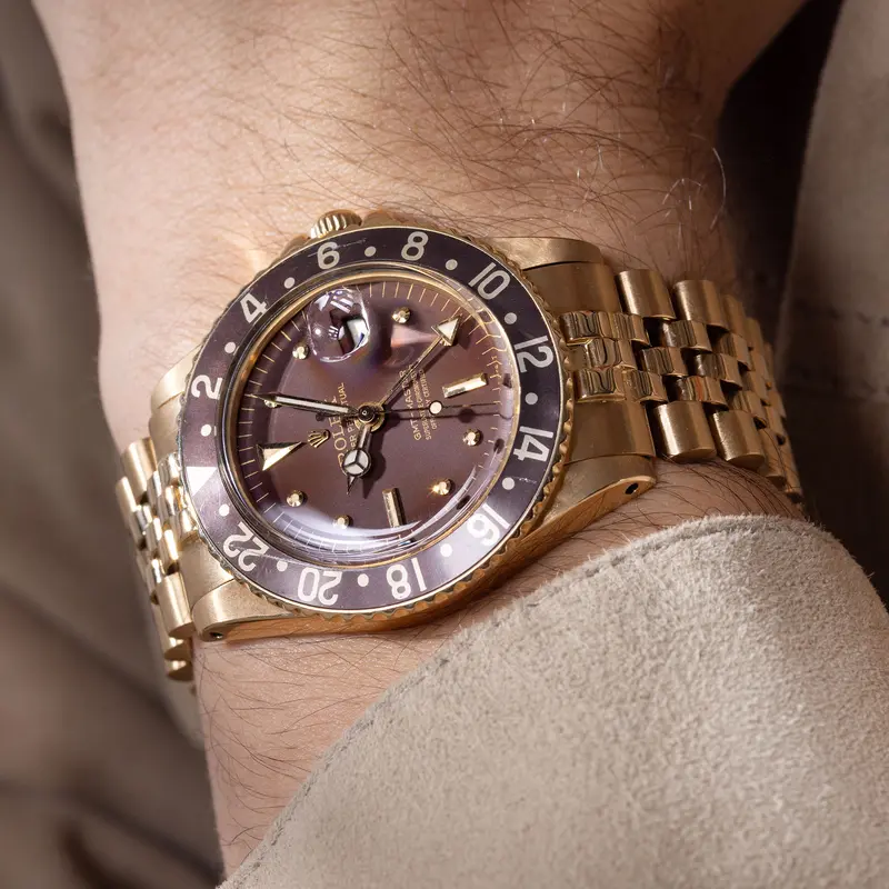 Rolex GMT-Master 1675/8 Braunes "No-L" Zifferblatt und D'Agosto Armband