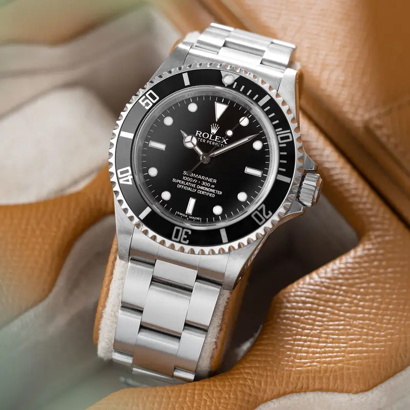 Rolex Submariner 14060M Four-Line Zifferblatt