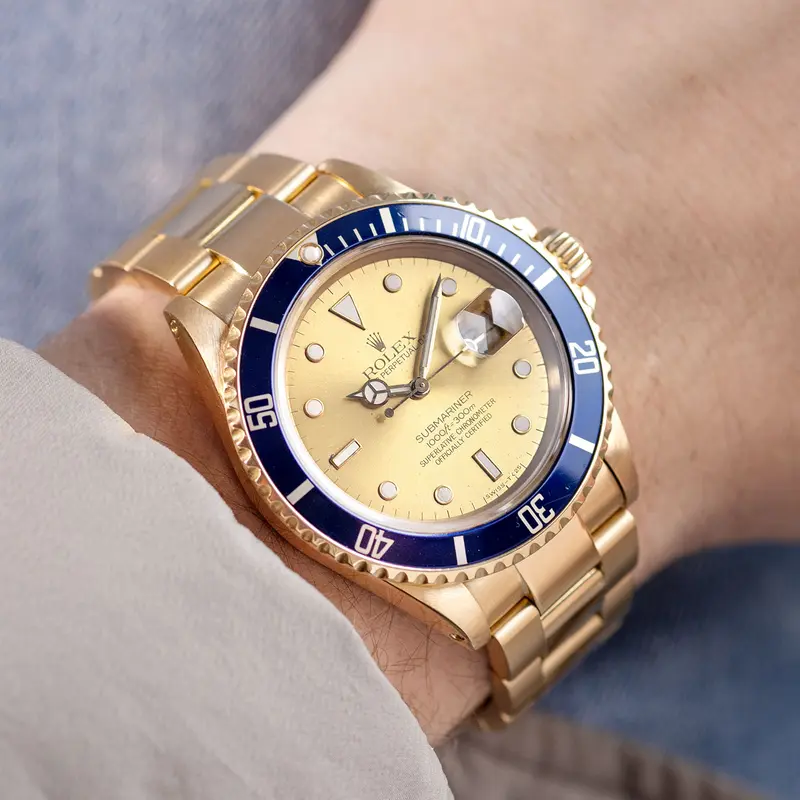 ROLEX SUBMARINER DATE 16808 Gelbgold Tropical Zifferblatt