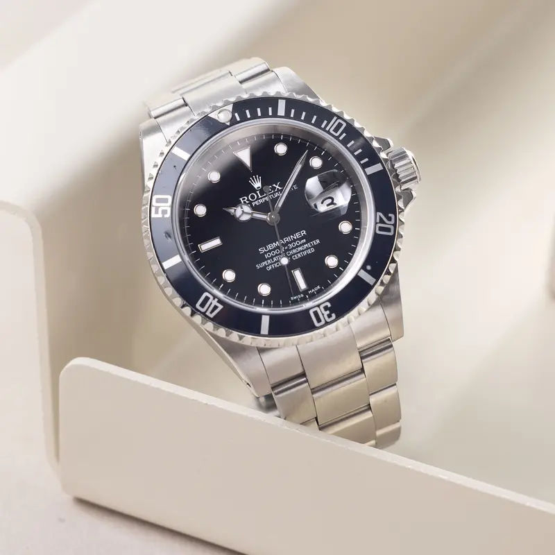 Rolex Submariner Date Ref. 16610 "Swiss Made" Dial with Warranty Paper