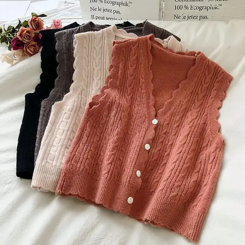 Scalloped Edge Button Up Vest (8 Colours)