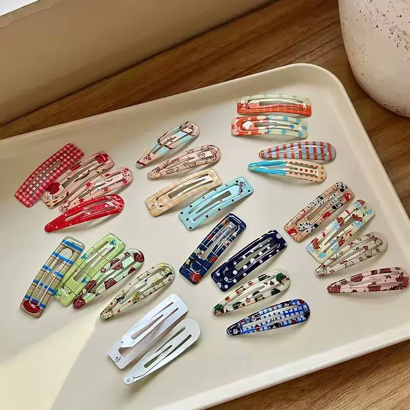 Showa Pop Hair Clips