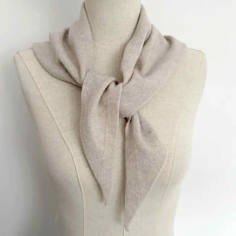 sjaalmania sjaal cosy triangle oatmeel