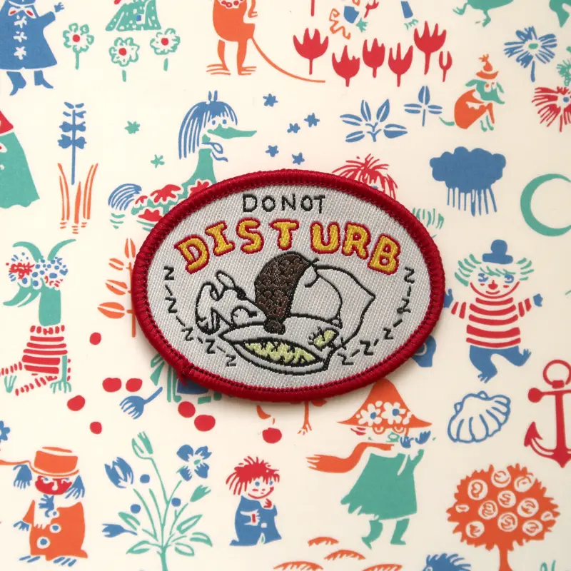 Snoopy Embroidery Patch // Sleeping Snoopy from the Peanuts comic "Do not Disturb" embroidered patch badge appliqué