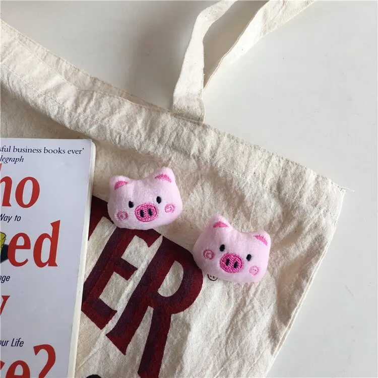 Soft Pig Face Pin