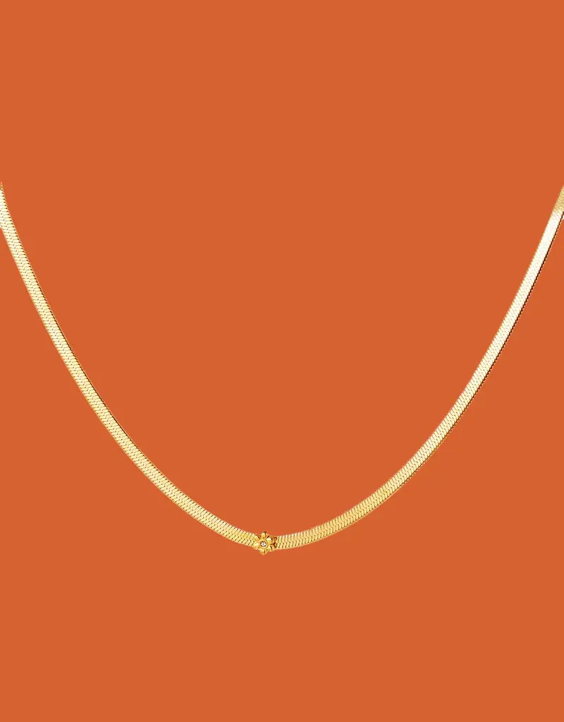 Stainless steel necklace with little flower