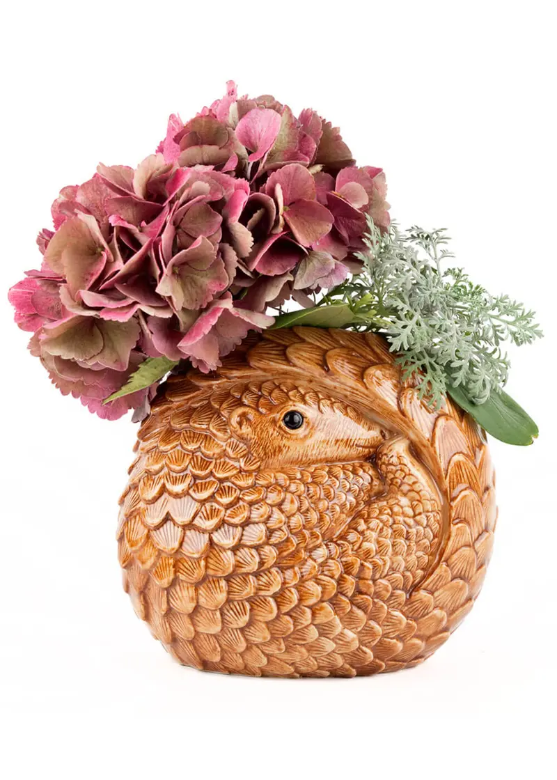 Succubus Home Animal Pangolin Vase Brown