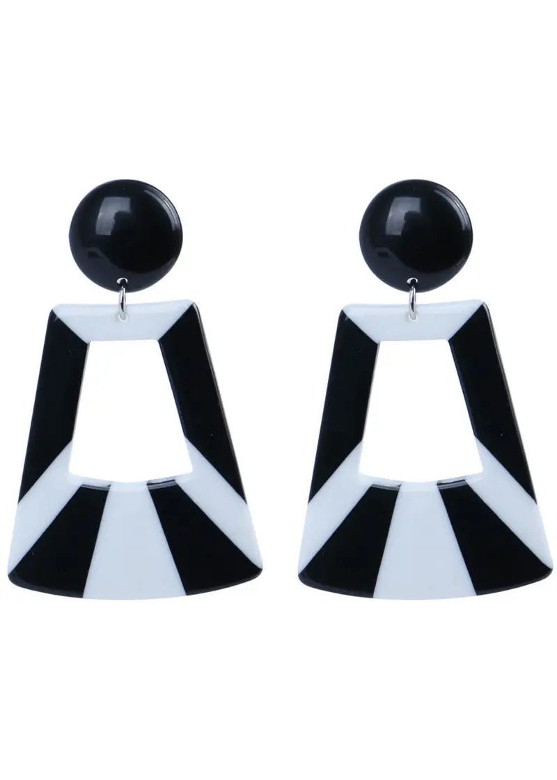 Succubus Jewels Twiggy 60s Earrings Black White