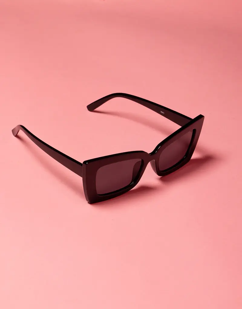Sunglasses Jan