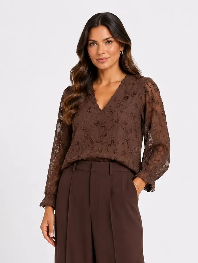 Top Dakota brown