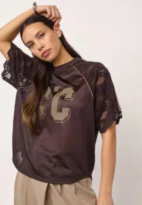 Trey Logo Lace Tee