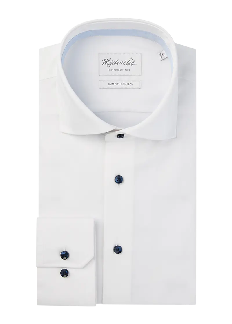 Uni wit twill overhemd met donkerblauwe knopen