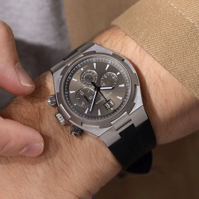 Vacheron Constantin Overseas “Deepstream” Chronograph Box und Papiere Ref 49150/000