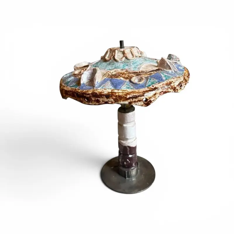 Vintage keramische tafellamp met metalen voet, Europa 1970s