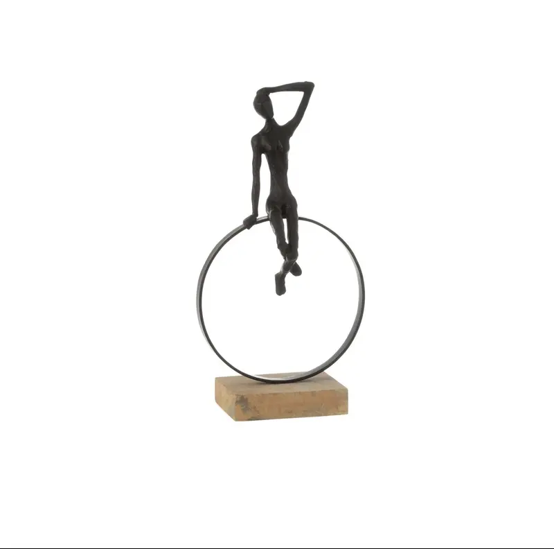 Vrouw Op Ring Voet Resin/Ijzer Zwart J-Line