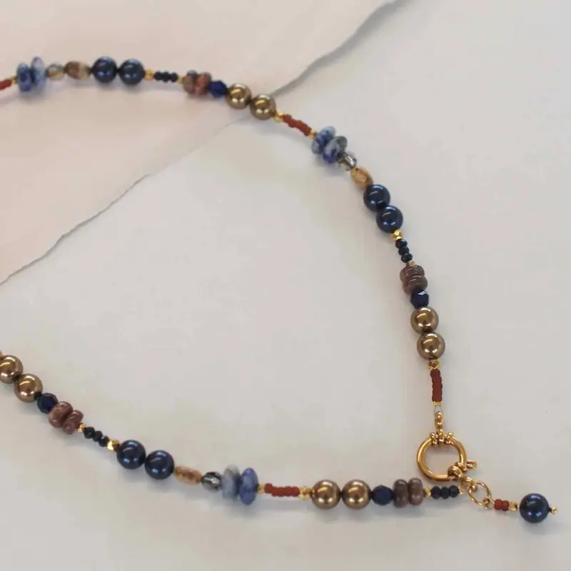 widaro ketting blue brown in the mix