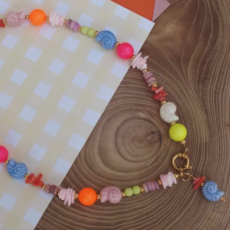widaro ketting neon pearls and beads