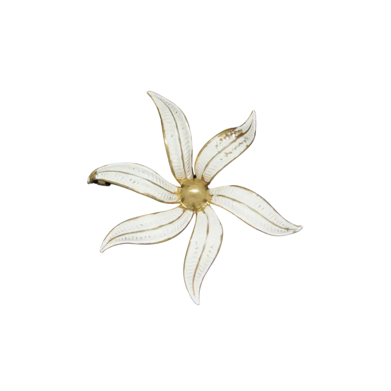 YASMINE